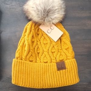 Cc beanie, mustard yellow